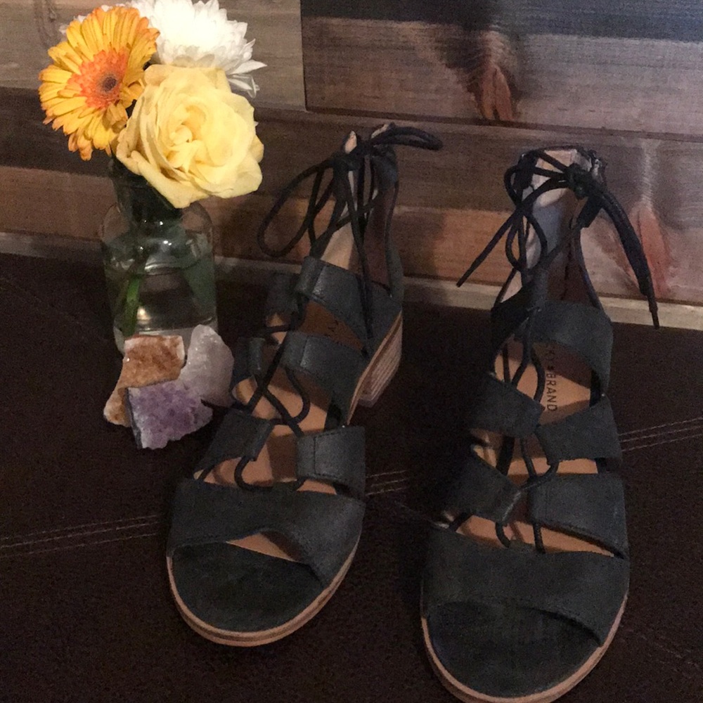 Lucky Brand Tazu Black Lace Up Sandals